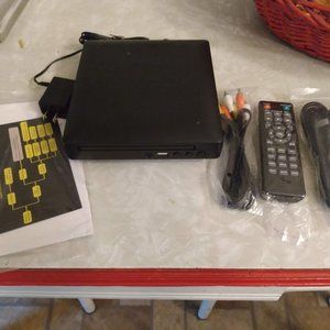 Ceihoit Mini Portable Multimedia DVD CD Player